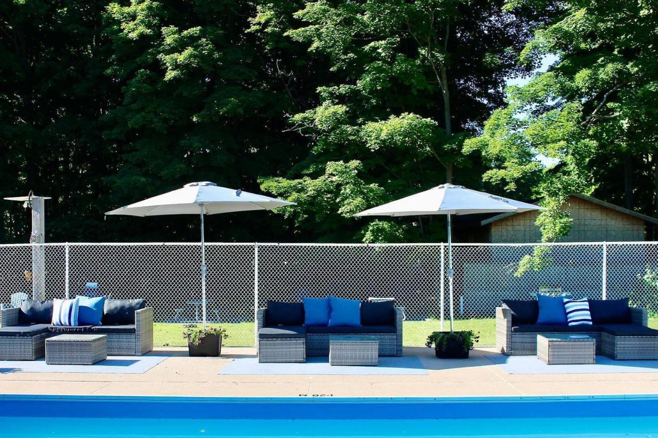Lakeview Motel And Cottages Sauble Beach Exterior photo